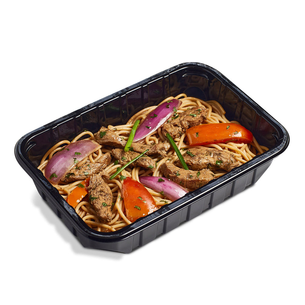 Tallarín Saltado de Pollo Cuisine & Co 400g