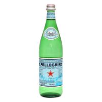 Agua Mineral Natural con Gas San Pellegrino Botella 750 ml